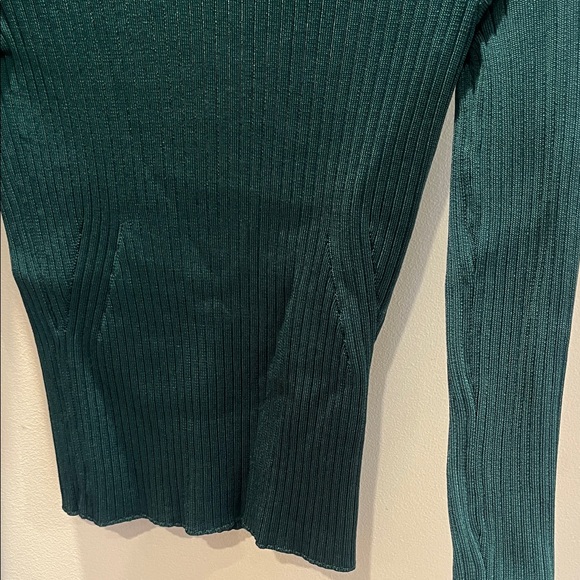Abercrombie & Fitch Dark Green Ribbed Long Sleeve Top - Picture 3 of 3